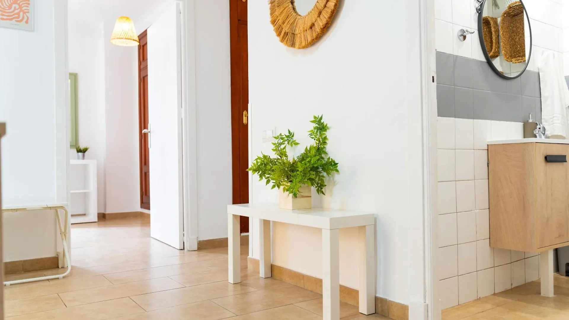 Dean Lopez Luxury Apartment Seville