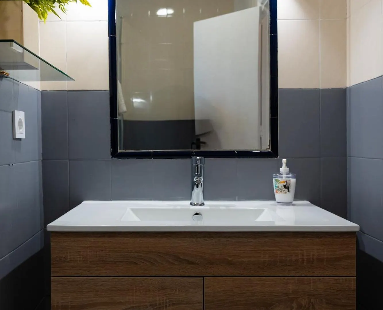Dean Lopez Luxury Apartment Seville