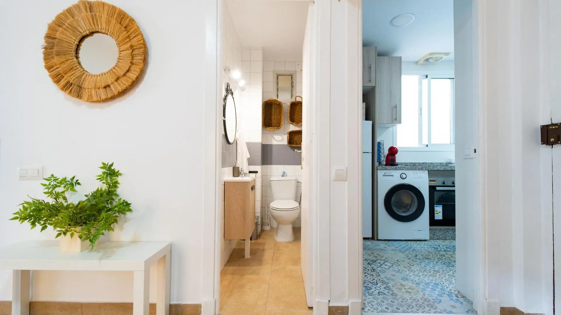Dean Lopez Luxury Apartment Seville Spain