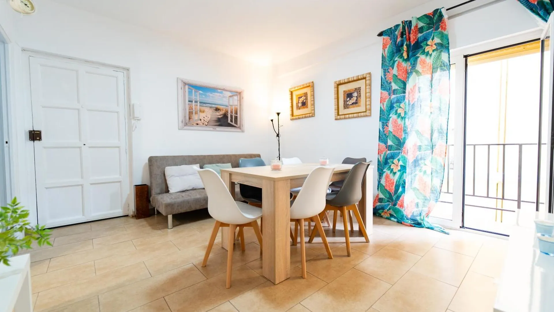 Dean Lopez Luxury Apartment Seville